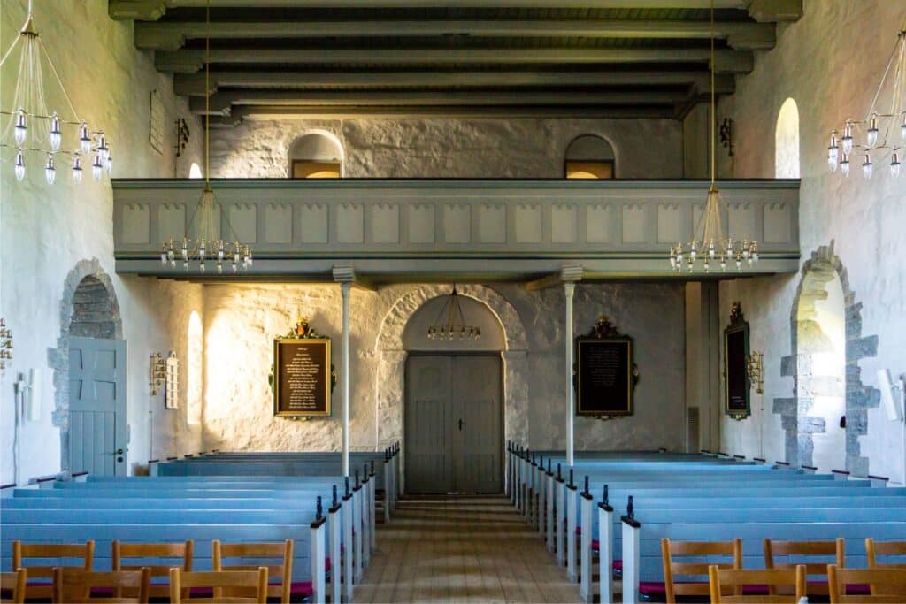 Aa Kirke – Innenraum der Kirche in Aakirkeby